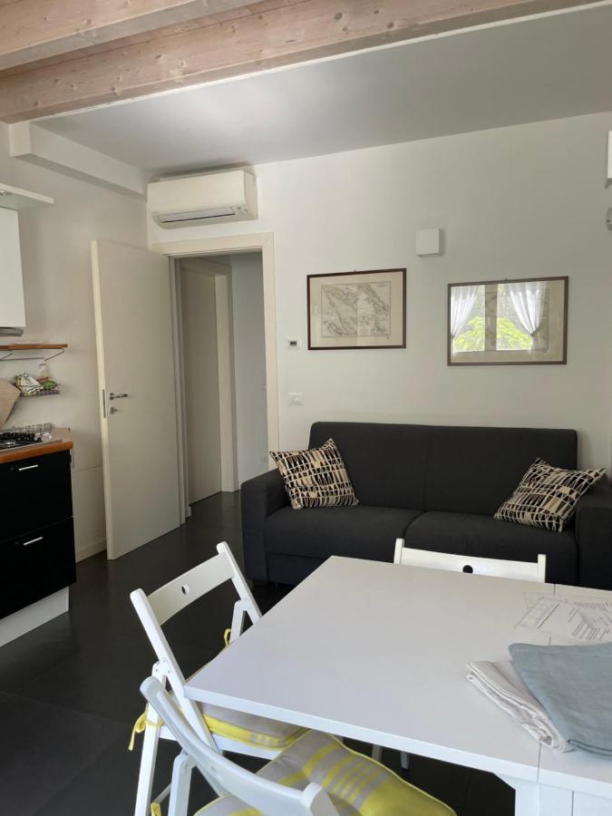 דסנזאנו דל גארדה Villa Arzilla מראה חיצוני תמונה